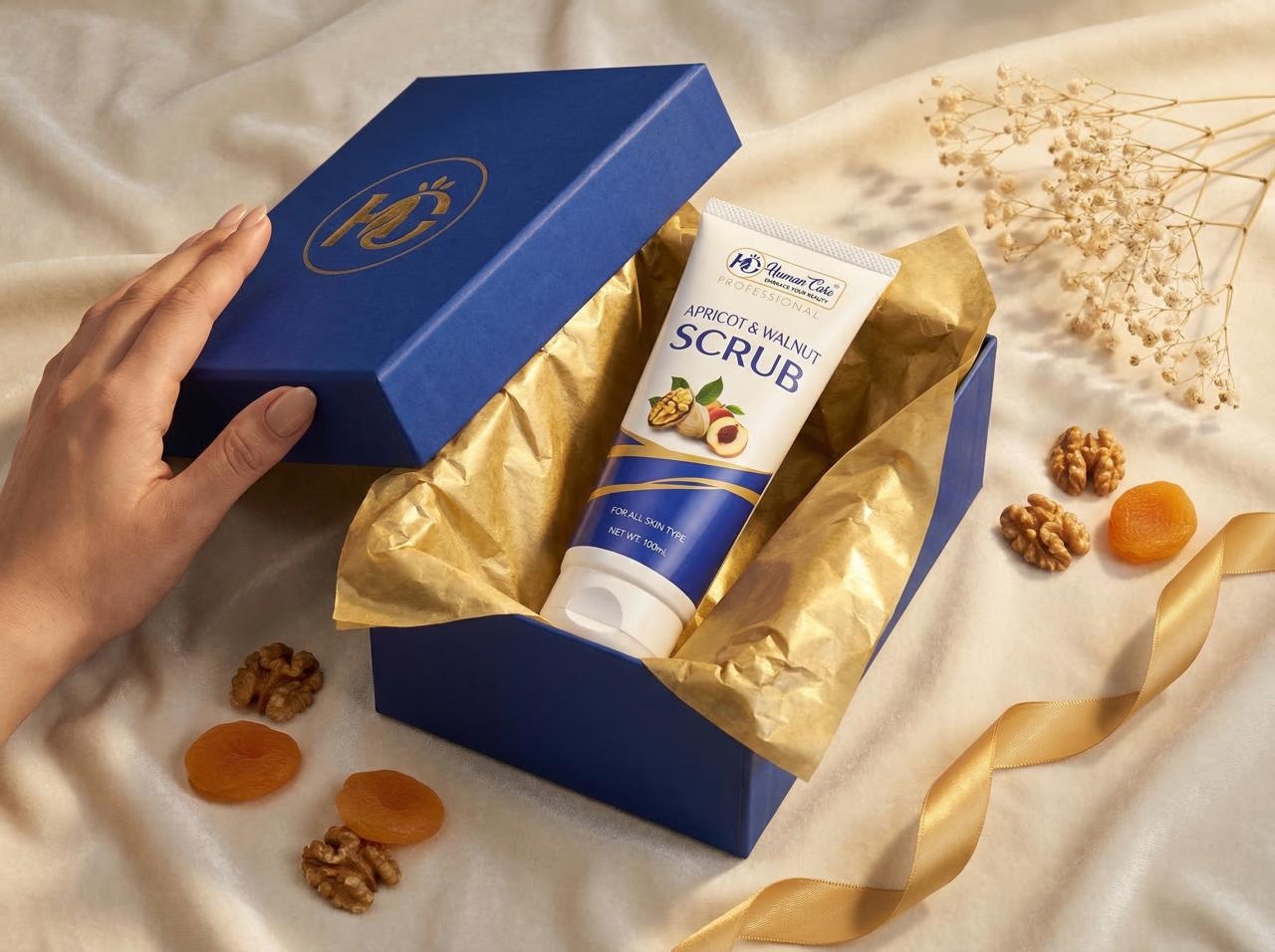 Human Care Apricot & Walnut Scrub For All Skin types 100 Ml 7