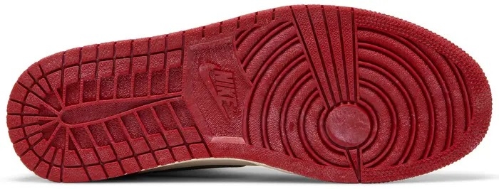 Air Jordan 1 Retro High OG 'Chicago Lost & Found' 5