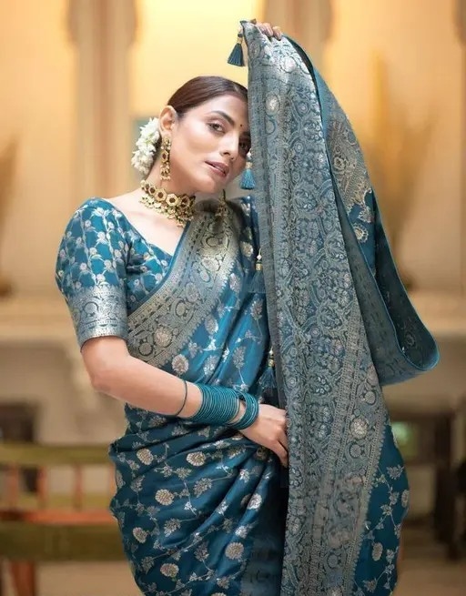 Latest Designer Bollywood Woven Banarasi Jacquard, Art Silk Saree Blue Color/  Banarasi kanjiavarm paithani Bengali Bollywood patola litchi cotton silk saree | Trendy Party & Festive Wear | Traditional Ethnic Fashion | Buy Online 2