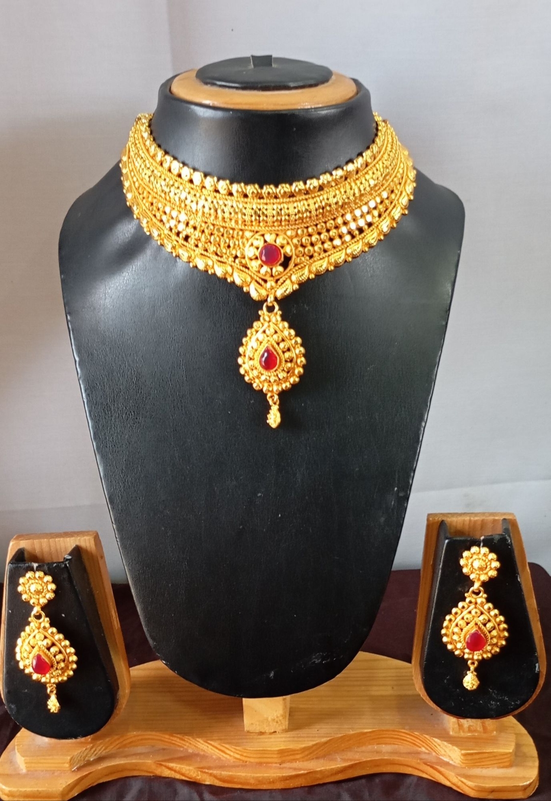 Gold Plated Choker Necklace Set 1