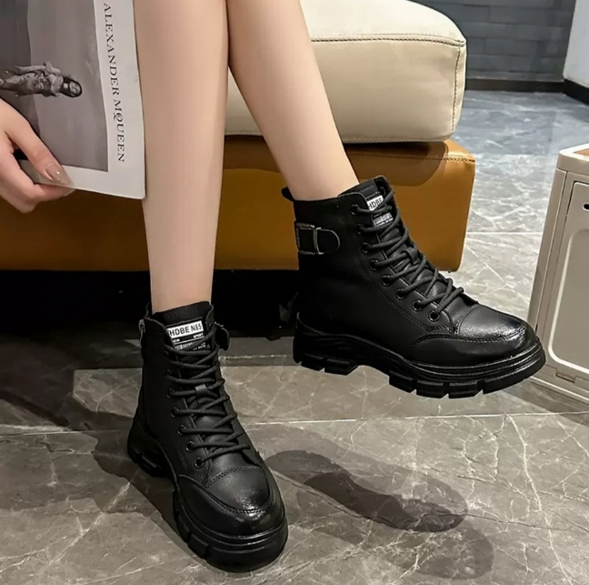 Ladies Korean Heel Luxurious Sneakers Shoes 1