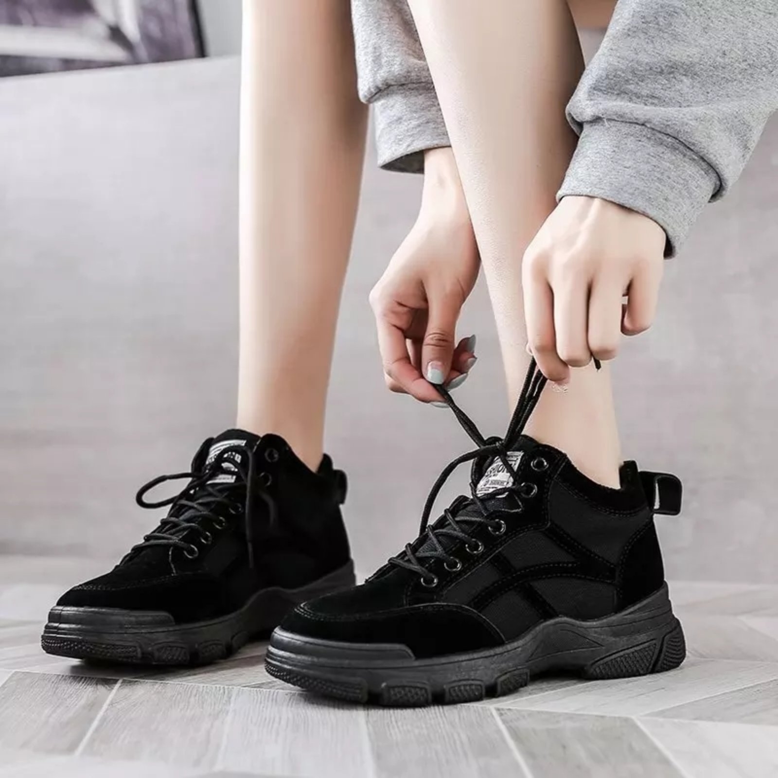 Luxurious Retro Breathable Running Canvas Outdoor Casual Shoes For Women ( Favourite Shoes) - Fashion | 1