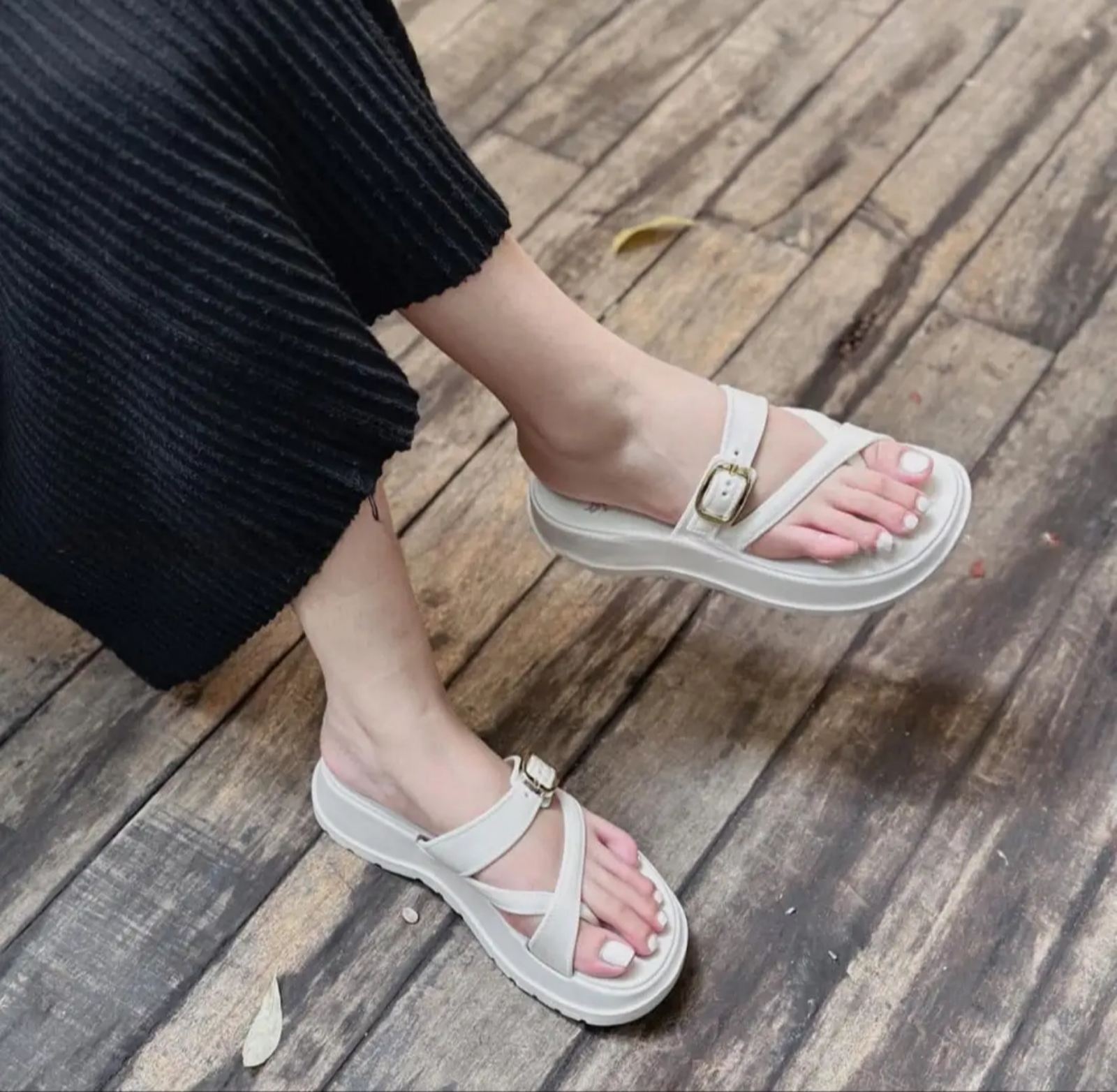 Pinch Toe Wedge  Korean Fashion Platform Ladies Sandals 1