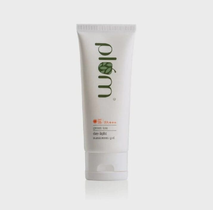 Plum Green Tea Day - Light Sunscreen Gel SPF35  PA+++ - 50ml 