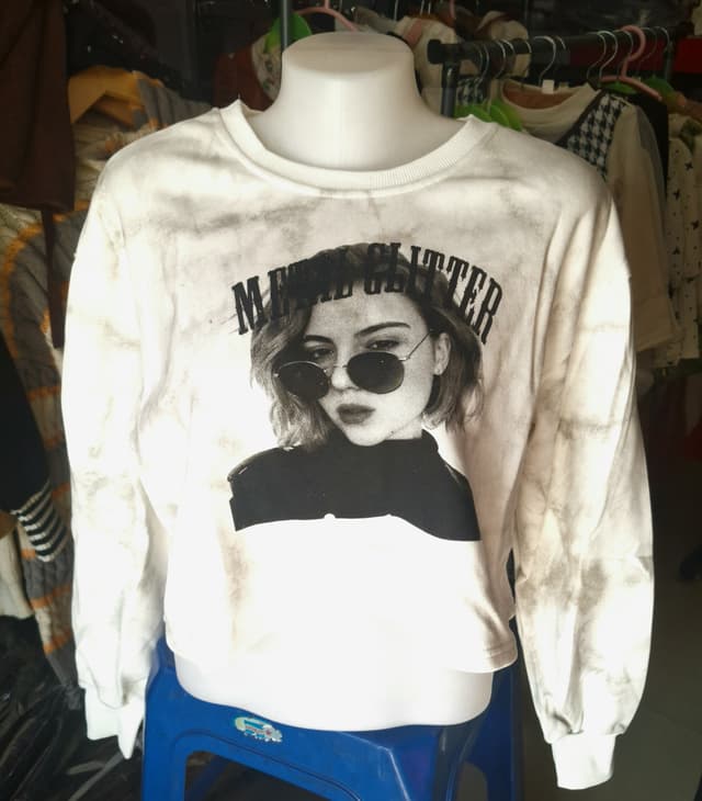 Women's Cropped Sweat Shirt