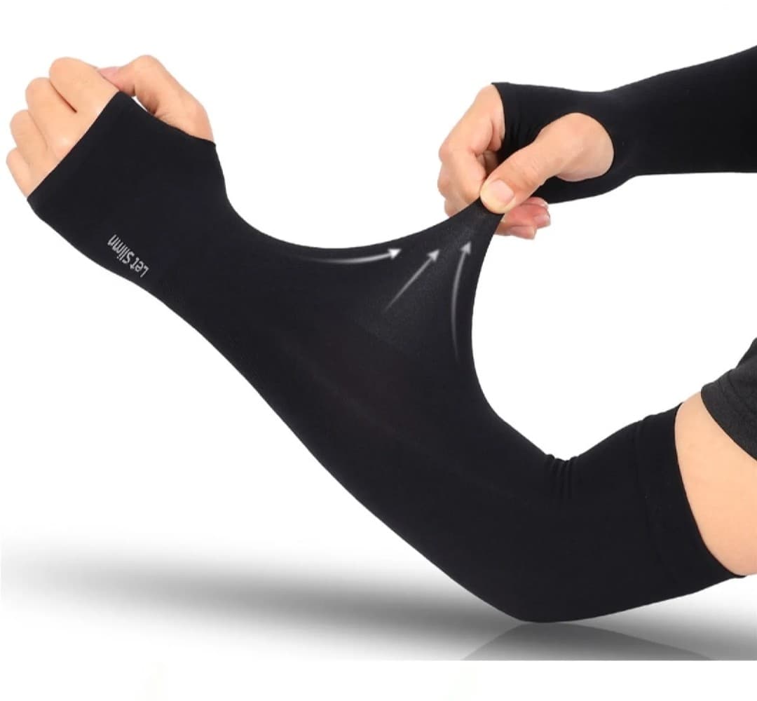 black Let's Slim brand unisex UV protection cooling arm sleeves with a half-finger glove 1