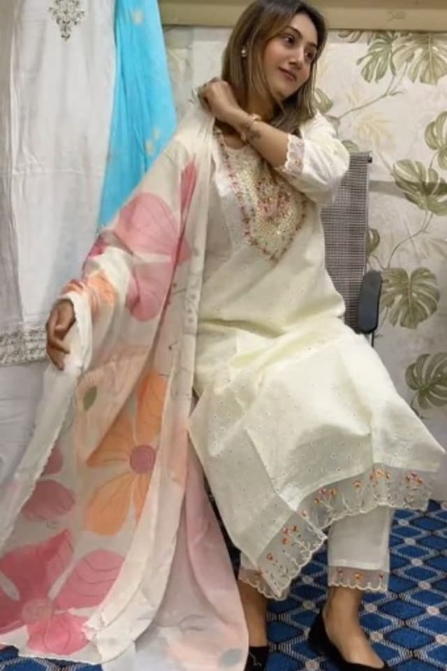 White Kurti Sets with plaozoo buttons