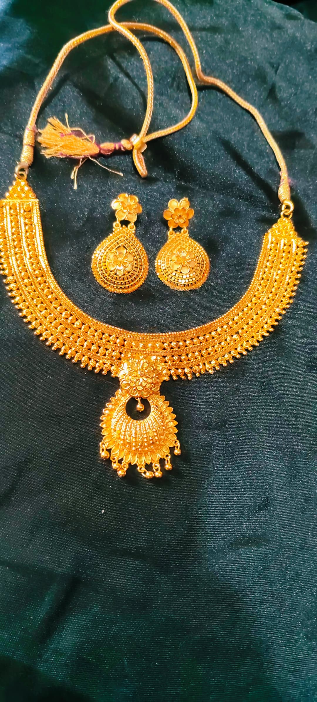 CT gold necklace set 2