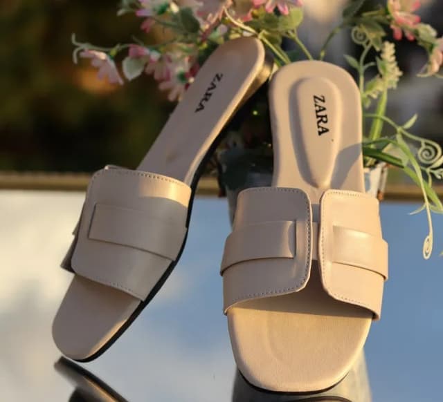 2024 New Women Summer Outside Slippers Peep Toe Outdoor White Sandals