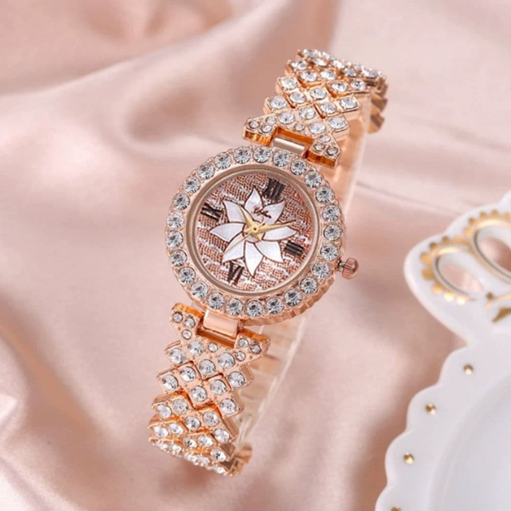 Elegant With Bracelet Gypsophila Watch Rose Gold Bling Bling Flower Diamond Watch Alloy Ladies Watch 1