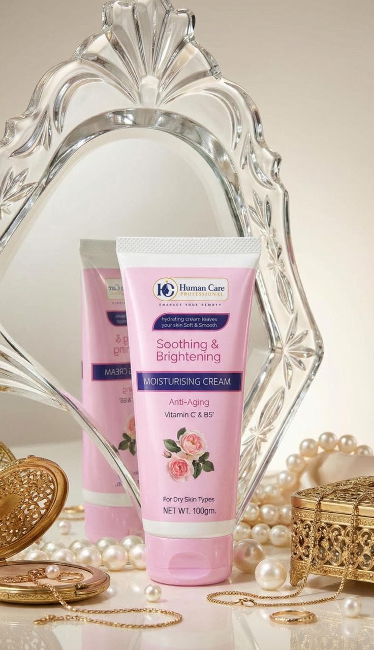 Human Care Smoothing and Brightening Moisturizing Cream, Anti- Aging, Vitamin C & B5  for Dry skin 100 G  2