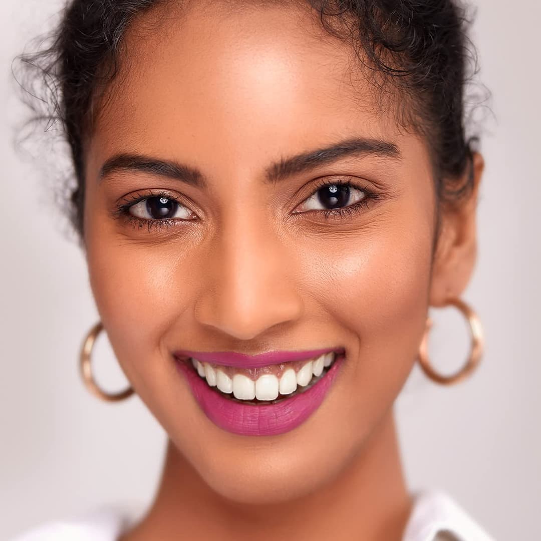 mamaearth Naturally Matte Liquid Lipstick 3 ml Berryddict Magenta 2