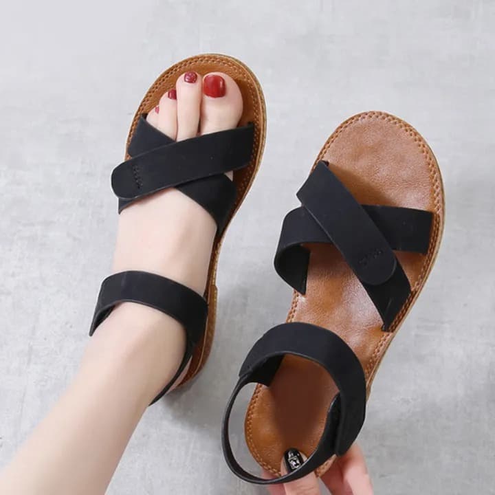 2023 Summer Jelly Comfort Black Flat Open Toe Classic Fashion Platform Soft Casual Sandalias