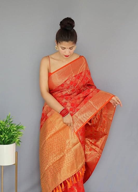 Women's Kanjivaram Patola Silk Saree Golden Zari With Blouse Piece (Red) 2