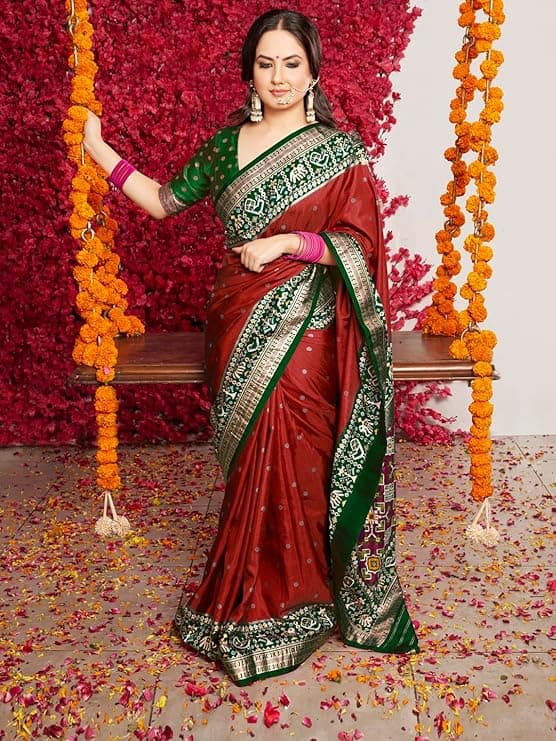 Women's Silk Blend Woven Design Saree With Blouse Piece 3