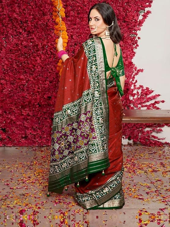 Women's Silk Blend Woven Design Saree With Blouse Piece 1