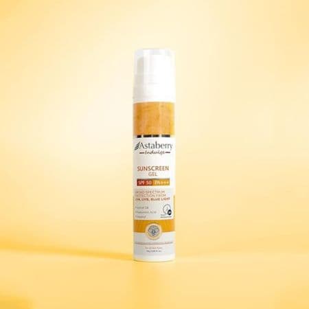 Astaberry Indulge Sunscreen Gel SPF 50 PA+++ 50g, Broad Spectrum protection from UVA/B & Blue Light Protection. 1