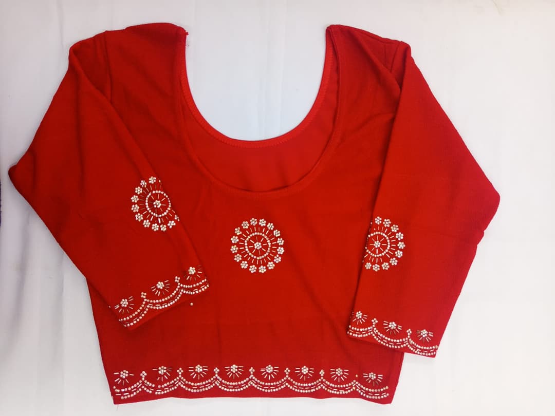 Stretching blouses 1