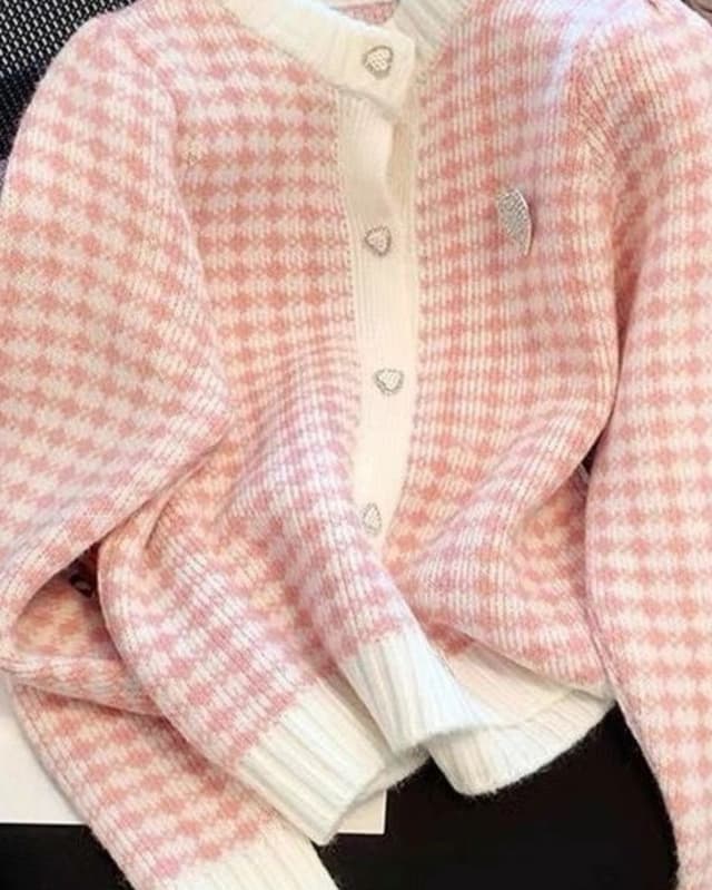 Cropped Design Woollen Cardigan 