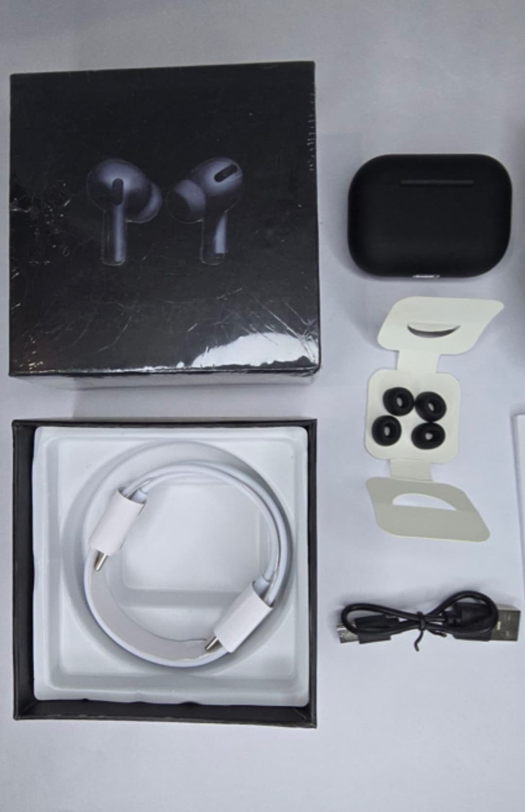 Black Earbud Airpods Pro (2nd Generation).Experience pure audio with Pro 2nd Gen! 3