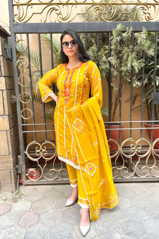 Pakistani Design Organza Kurti Sets 