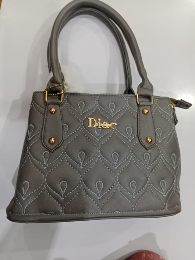 Kobieu Ladies Box Bag Gray Bags