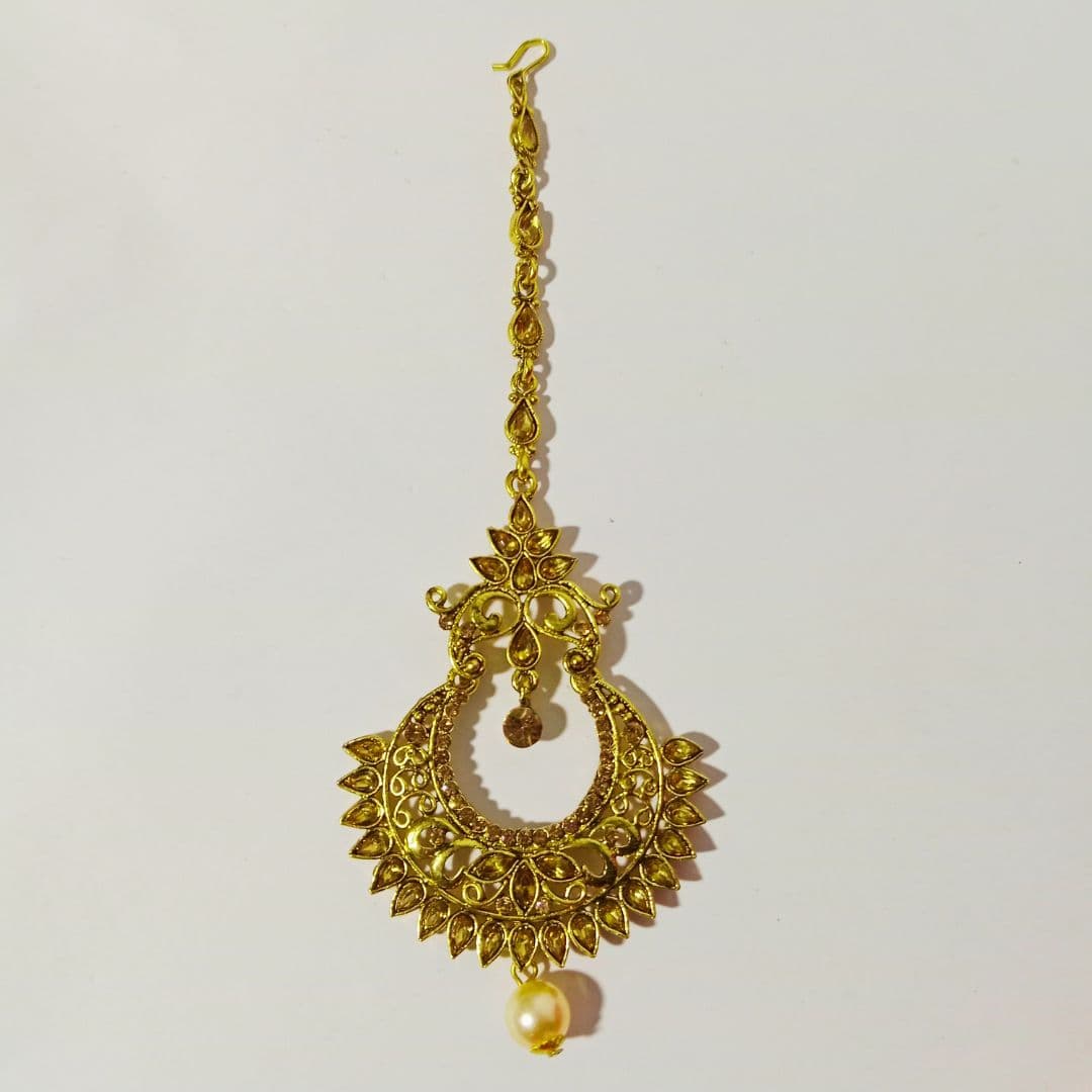 Gold Plated Small Chandbali Designed Maangtika for Women ( Traditional) 1