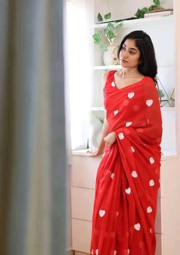 Elegant Bollywood Embroidery work georgette saree with unstiched blouse Red color/Trendy Party & Festive Wear | Traditional Ethnic Fashion | Buy Online 2