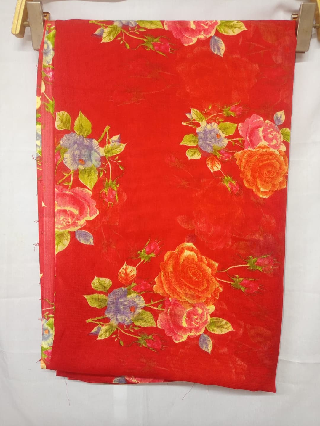 Weightless print saree