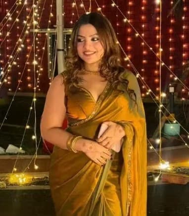 New Trending Gold & Rama Green Two-Tone Soft Fabic Designer Party Wear New Trending Saree with Blouse