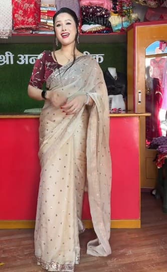Pakistani Fandi silk saree with blouse design for girls 4