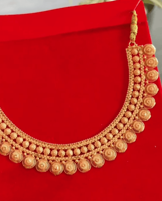 Gold Pleated necklace for women party wear gurated  gold har 1