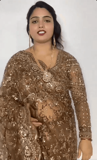Premium quality Soft net febric saree with Blouse 1