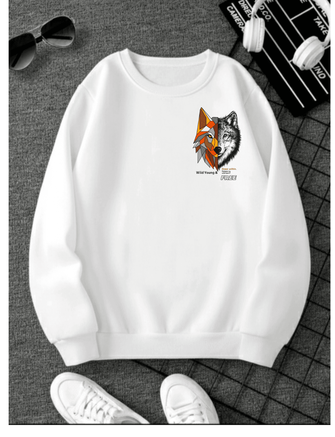 Wolf Printed Sweatshirt For women and men  1