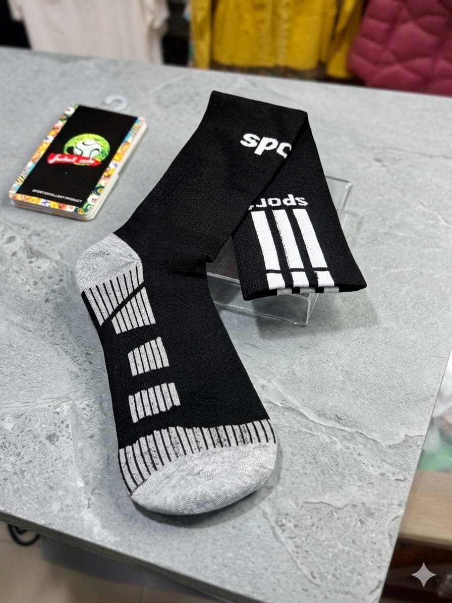 Men's Long Football Socks With White Stripes - Breathable Sports Knee High Stockings 5