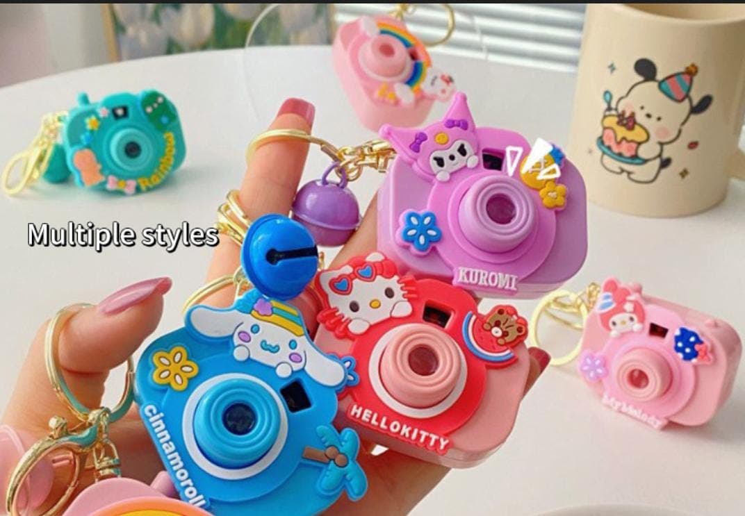 Mini Sanrio Kurome Projection Camera Cartoon Simulation Projector Car Key Chain Crane Machine Gift Batch 1