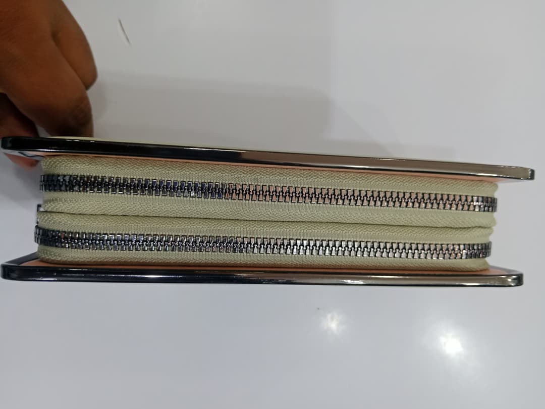 Women's Portia W Medium Wallet 1