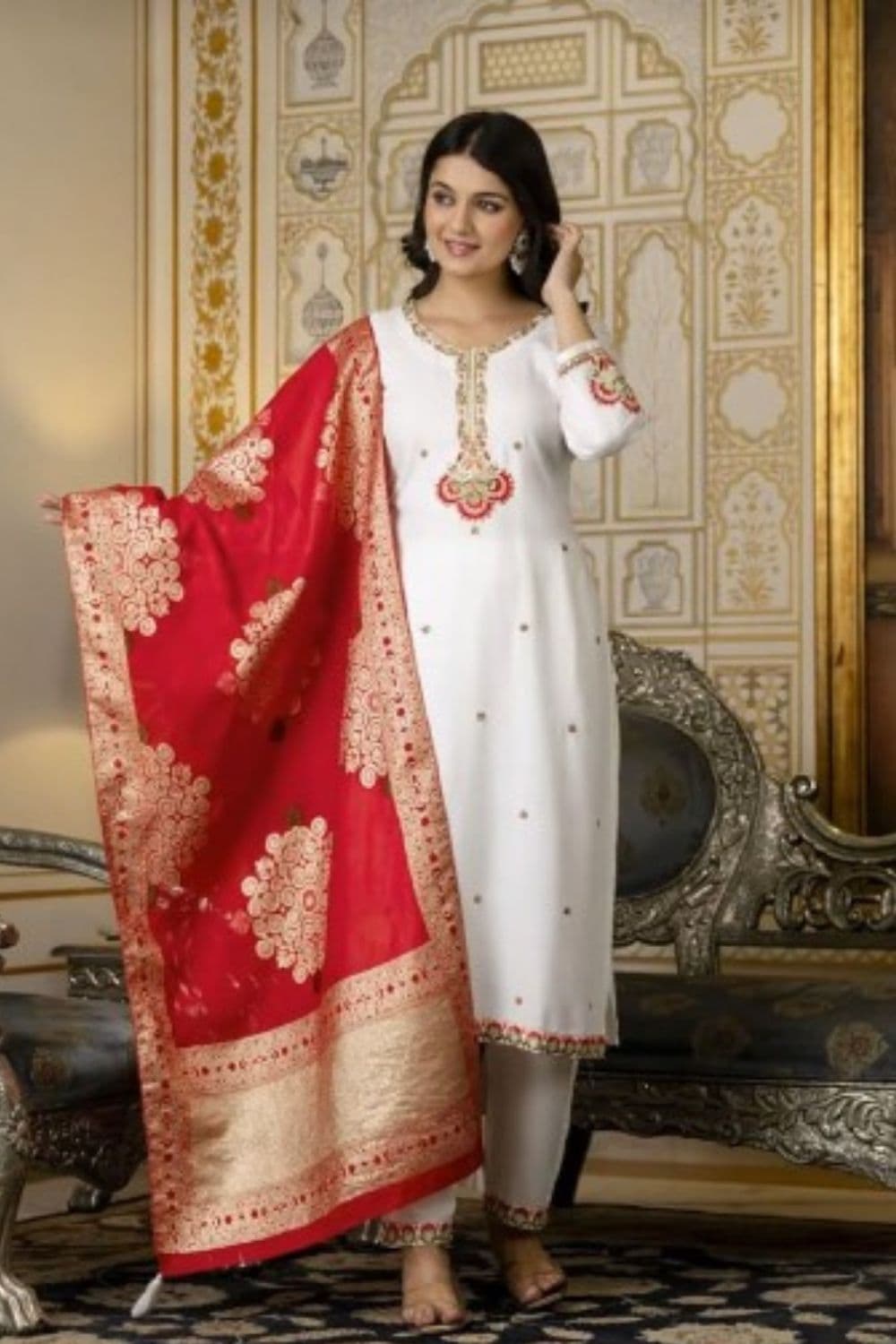 Women Jacquard Kurti Pant Dupatta Set 1