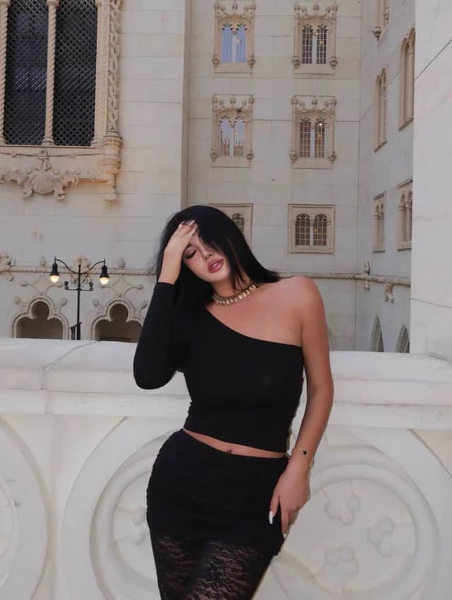 New Off One Shoulder Bare Midriff Slim T Shirt Women Single Sleeve Skew Neck Girls Tshirt Ladies Tee Shirt Tops Clothes Mujer