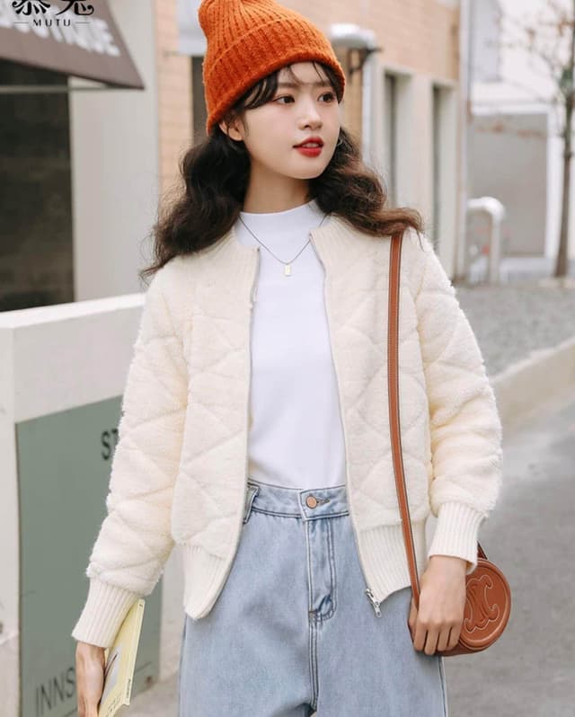 New Woolen Full Sleeve And Full Zipper Sweater For Women
