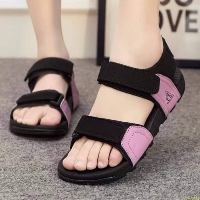 Premium Black Soft Hiking Sandals for Women | Comfort & Style for Summer Adventures