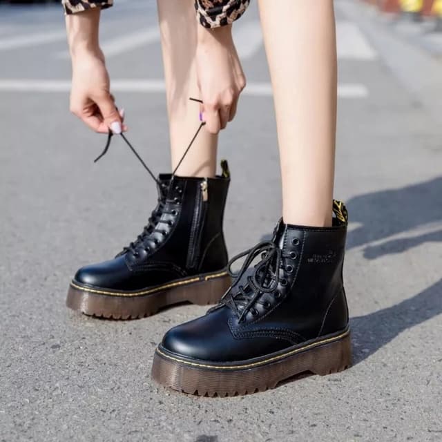 Women Luxury Martin Boots Retro Round Head British Style Collage Oxford High-top Thick-soled Zipper Lace High Martin Boots