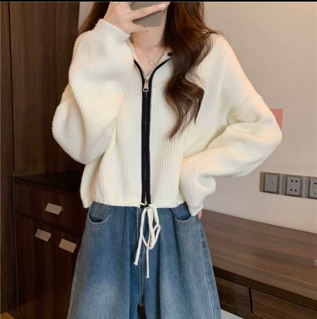 New Woolen Full Zipper And Full Sleeve Outer For Women
