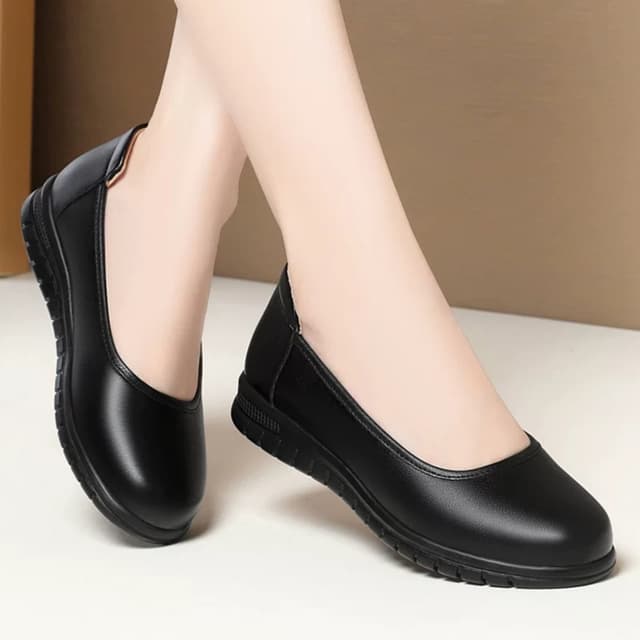 LuxuryEase Women's Black Slip-On Flats – Elegant Comfort with Soft Sole for Office & Casual Wear