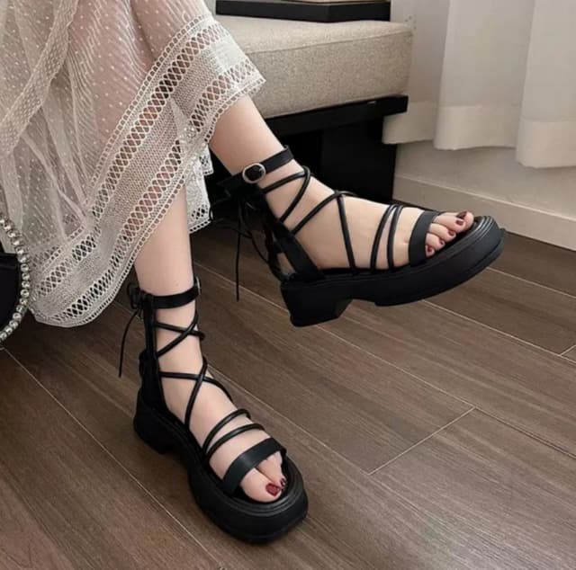 2025 Summer Fashion New Fairy Style Thick Sole Sandal Low Heel Flat Gladiator Zip Cross-tied For Women's
