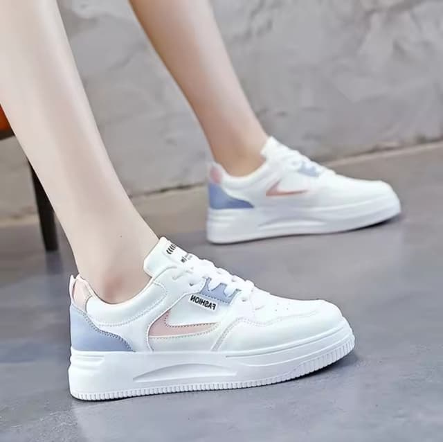 Platform Sneakers Women 2025 Spring Lace-Up Thick Bottom Vulcanize Shoes Women Pu Leather Flat Comfort Breathable Sports Shoes