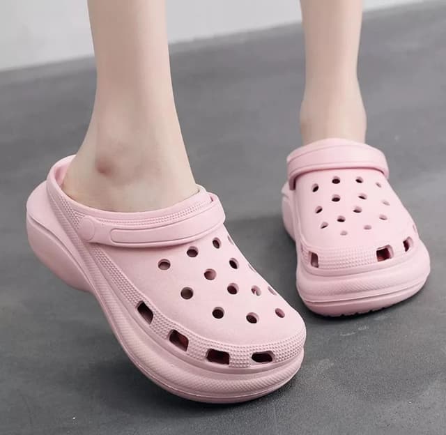 Sandal Clogs For Women 2022 Summer Trend Shoes Womens Beach Slippers Tongs Platform