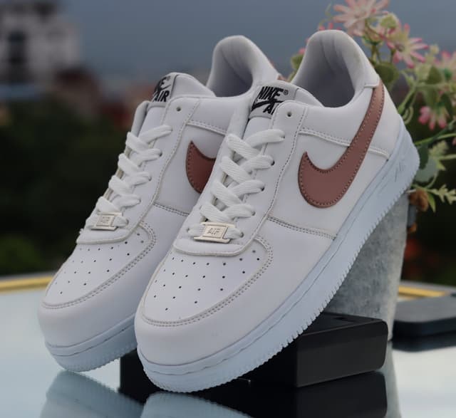 Ladies Comfy Casual Sneakers – Stylish & Everyday Wear