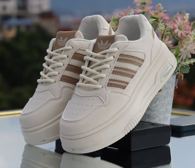 Ladies Comfy Casual Sneakers – Stylish & Everyday Wear