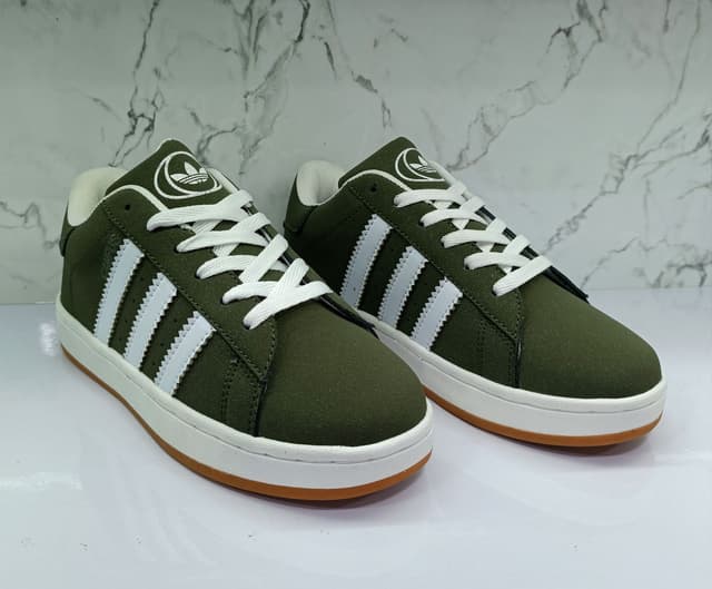 Luxury Elegant Korean Women Casual Sneakers
